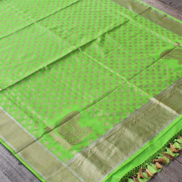 Parrot Green Pure Katan Silk Banarasi Handloom Dupatta For Sale