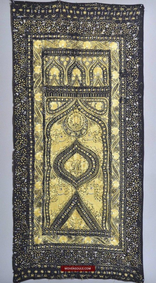 1397 Antique Deccan Ceremonial Phulkari Textile Online Sale